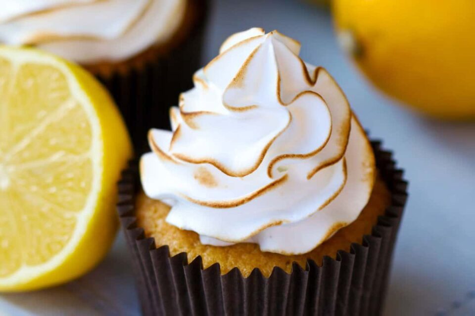 Lemon Meringue Cupcakes