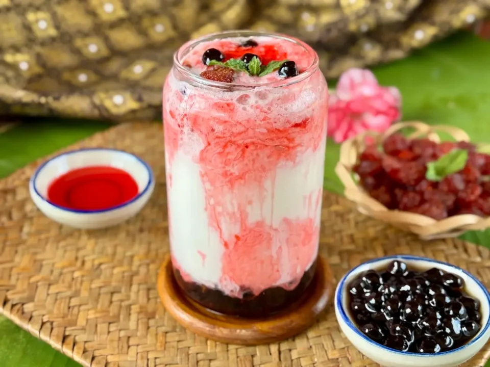 Strawberry Boba Recipe (Bubble Tea)