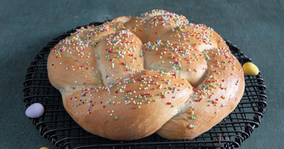 Italian Eggless Easter Bread